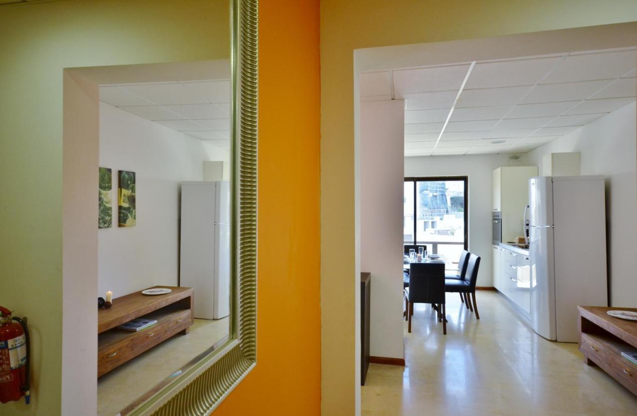 Large St Julians Central 2 Apartment Saint Julian's Exterior photo